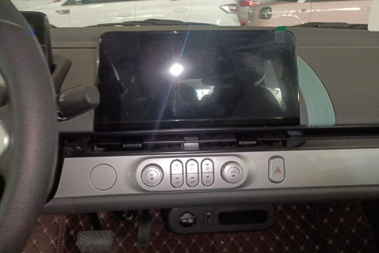 Used  Lumin 2023 301km Honey Dew Edition