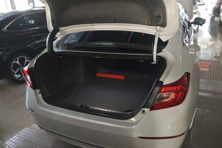 Used Honda Accord 2018 260TURBO Elite Edition China VI
