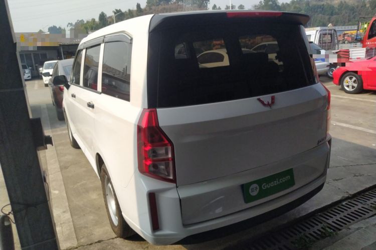 Used Wuling Hongguang PLUS 2020 1.5L Manual Standard Edition 7-Seater
