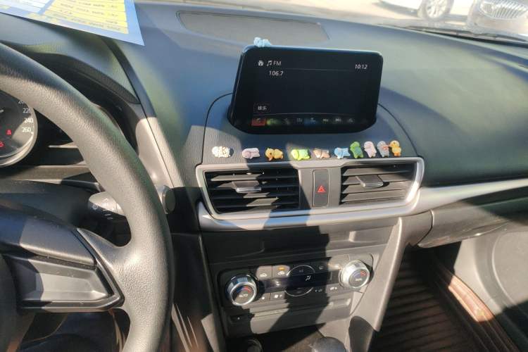 Used Mazda Mazda 3 Axela 2017 Sedan 1.5L Automatic Luxury Model Emission Standard China V