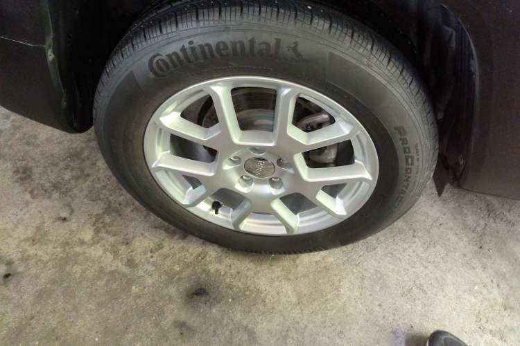 Used  Renegade 2019 220T Automatic Elite Edition
