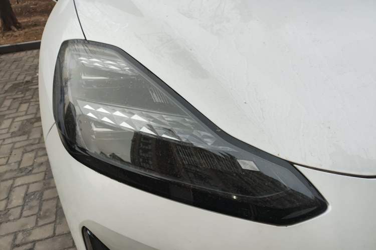 Used  HT 2023 670 Rear-Drive Ultra-High Voltage Version
