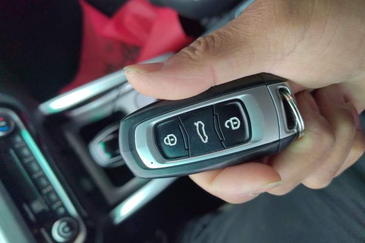 Used Geely Auto Vision X3 2017 1.5L Automatic Elite Model