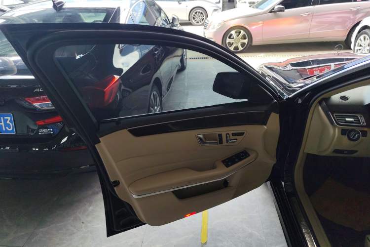 Used Mercedes-Benz E-Class 2015 E 200 L