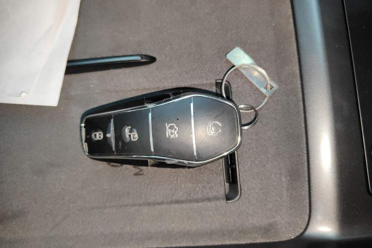 Used BYD Song L EV 2025 Intelligent Driving Version 662 km LiDAR Excellence Edition