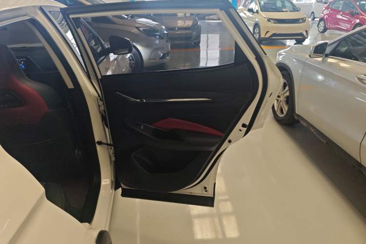 Used Oshan X5 2021 1.5T DCT Prestige Edition
