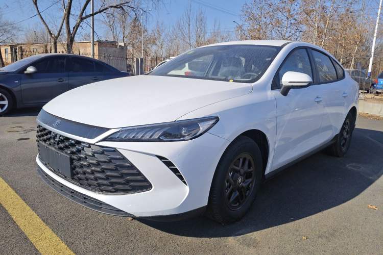 Used BYD Qin PLUS 2025 DM-i Smart Drive 55KM Leading Model