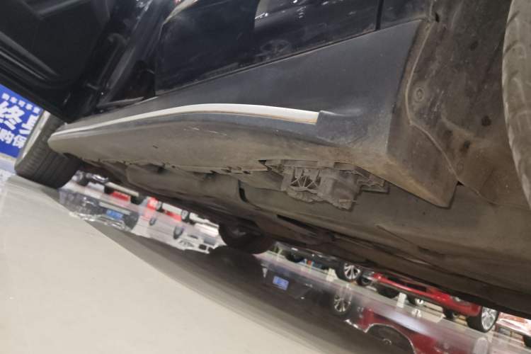 Used Mercedes-Benz M-Class 2015 ML 400 4MATIC Dynamic Model
