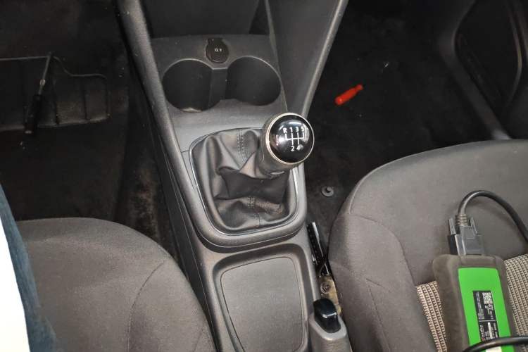 Used Volkswagen Polo 2016 1.4L Manual Fashion Model
