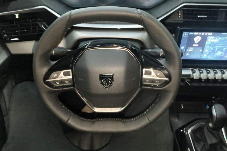 Used Peugeot 408 2022 1.6T Light-Chasing Edition
