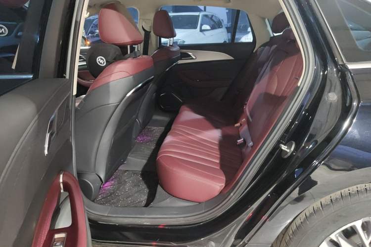 Used Hongqi H5 2024 1.5T DCT Smart Connect Flagship Edition
