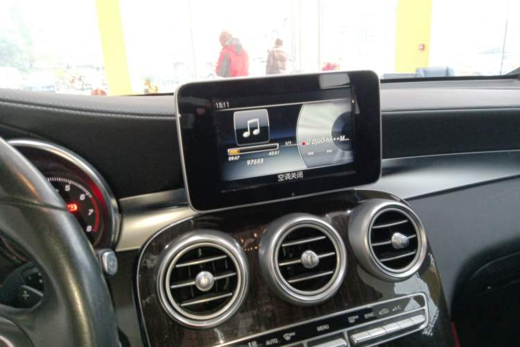 Used Mercedes-Benz GLC 2017 GLC 260 4MATIC Luxury Model