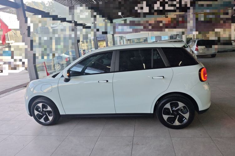 Used  3 2023 505 km Championship Edition
