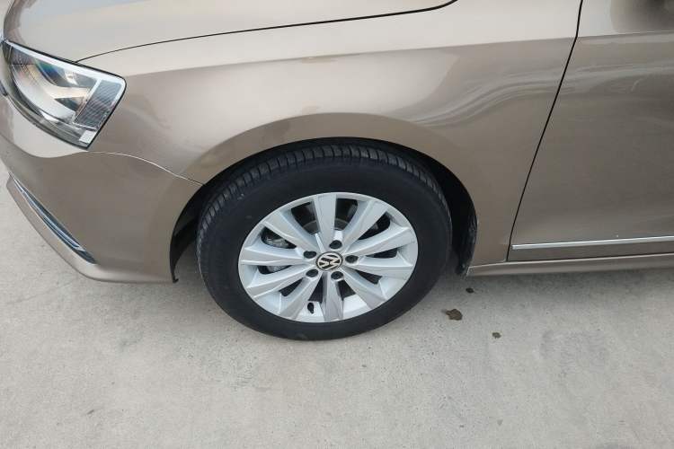 Used Volkswagen Sagitar 2015 1.6L Automatic Comfort Model