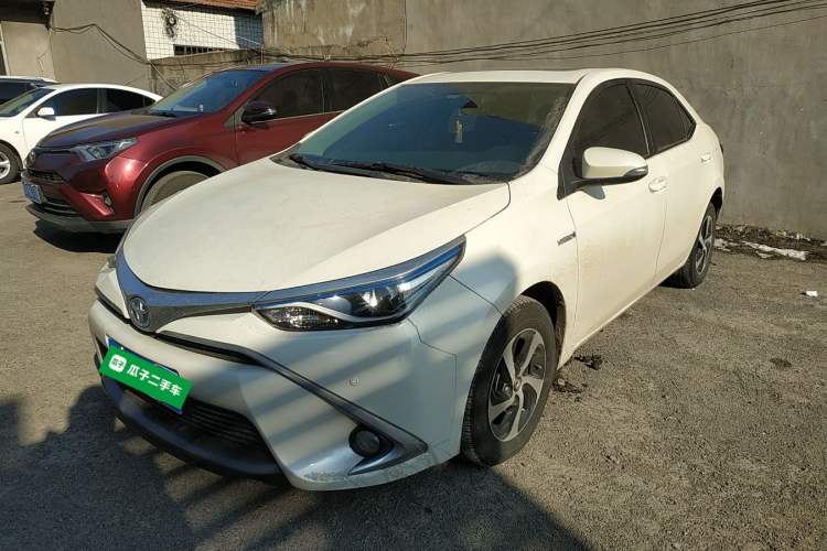Used Toyota Levin 2017 Revised Dual-Engine 1.8H GS E-CVT Elite Sunroof Version China V Standard
