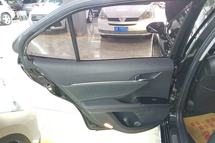 Used Toyota Camry 2019 2.5G Luxury Edition China VI Standard
