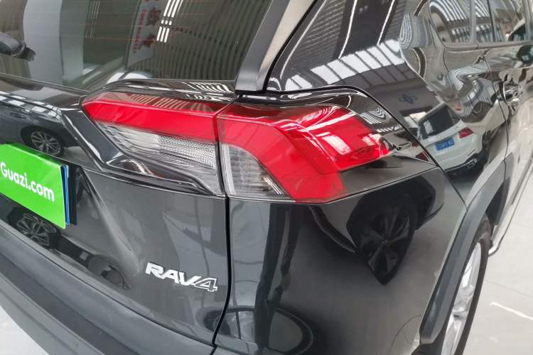 Used Toyota RAV4 2020 2.0L CVT Two-Wheel Drive Urban Edition
