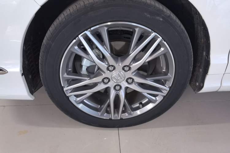 Used Honda Elysion 2019 2.0L Hybrid Luxury Edition
