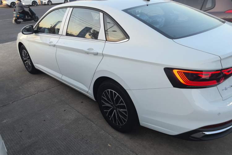 Used Volkswagen Sagitar 2025 Facelift 200TSI DSG Flyover Edition