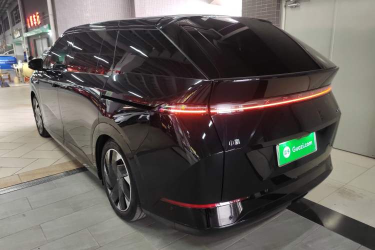 Used XPeng X9 2024 702 Ultra-Long Range Max
