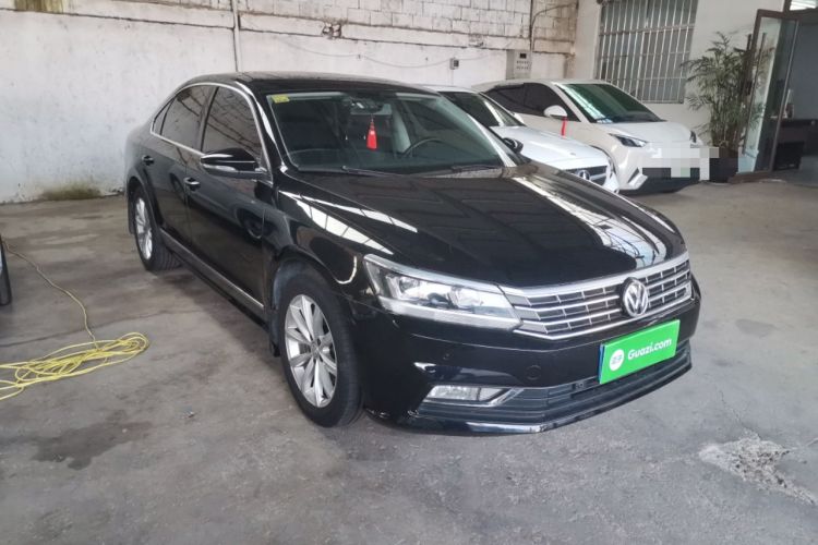 Used Volkswagen Passat 2017 330TSI DSG Luxury Edition
