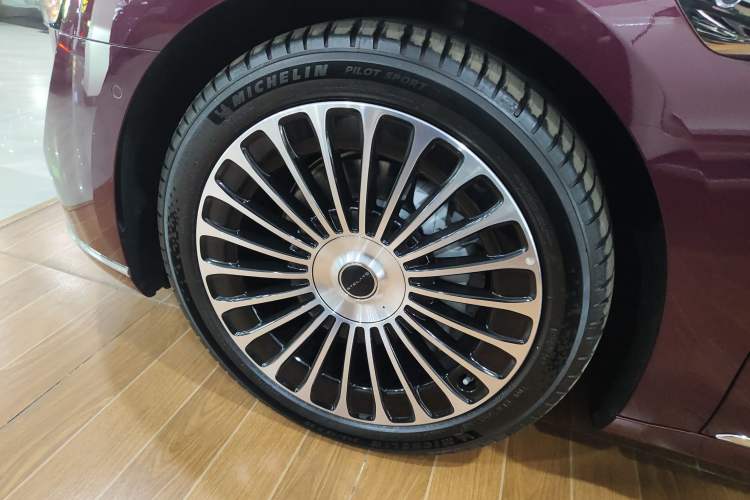 Used Hima Stelato S9 2025 Extended-Range Ultra
