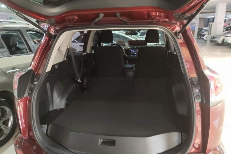 Used Toyota RAV4 2016 2.0L CVT Two-Wheel Drive Comfort Edition China V Standard