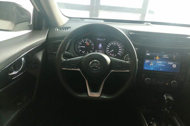 Used Nissan X-Trail 2019 2.0L CVT Smart Connect Comfort Edition 2WD
