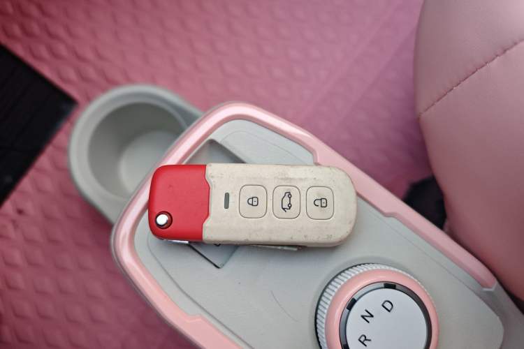 Used Chery QQ Ice Cream 2022 Taohuanxi Fragrant Peach Model
