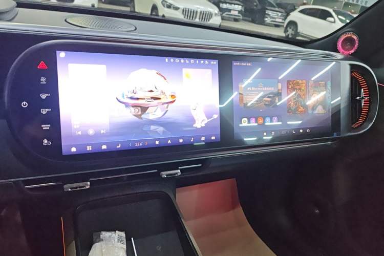 Used  #5 2024 Long-Range Journey Luxury Edition