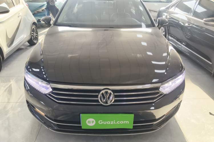 Used Volkswagen Magotan 2019 330TSI DSG Leading Model China VI Standard