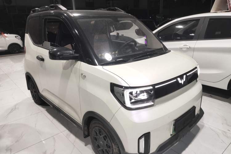 Used Wuling Hongguang MINIEV 2022 GAMEBOY 200km Play Edition with Lithium Iron Phosphate
