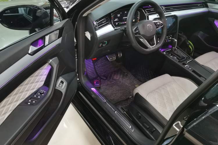 Used Volkswagen Magotan 2023 2 Million Units Commemorative Edition 330TSI DSG Luxury Version
