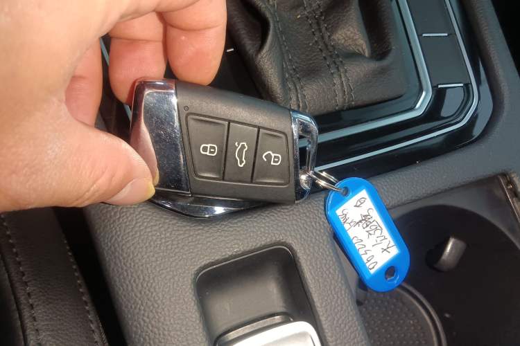 Used Volkswagen Magotan 2018 Facelift 330TSI DSG Luxury Model
