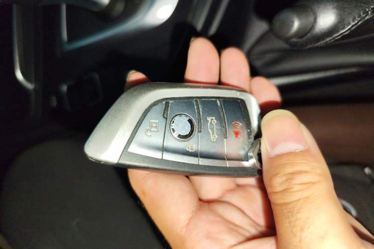 Used BMW 3 Series 2019 320Li Fashion Model
