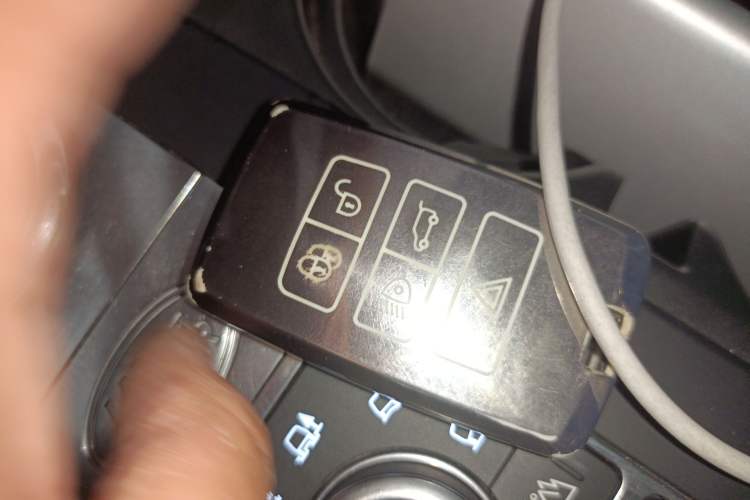 Used Land Rover Discovery 2018 3.0 SC V6 SE
