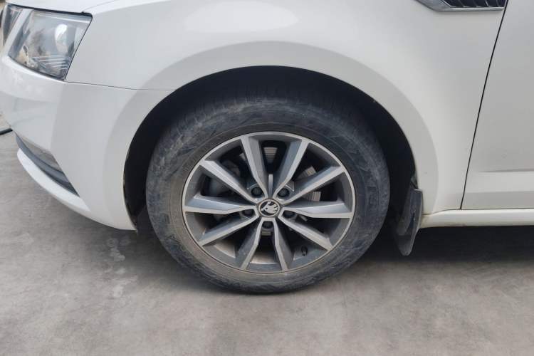 Used Skoda Octavia 2019 1.5L Manual SmartDrive Comfort Edition China V Standard
