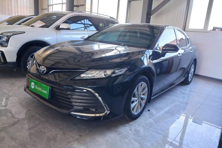 Used Toyota Camry 2021 2.0G Luxury Edition
