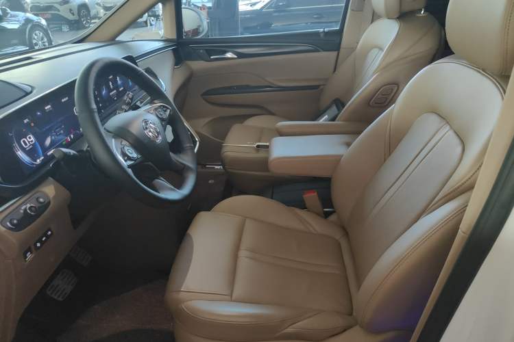 Used Buick GL8 2021 ES Land Cruiser 653T Smart Flagship Model
