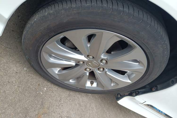 Used Honda Jade 2017 1.8L automatic Comfort version 5 seats