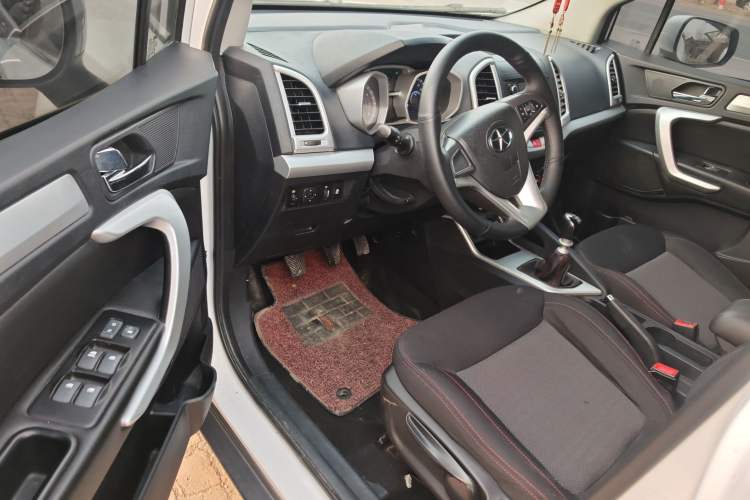 Used  Refine S3 2016 1.5L Manual Luxury Model
