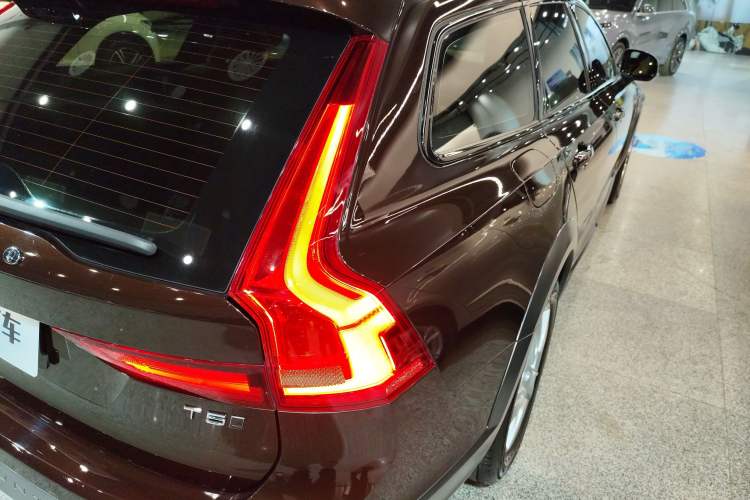 Used Volvo V90 2019 Cross Country T5 AWD Smart Range Version China V Standard