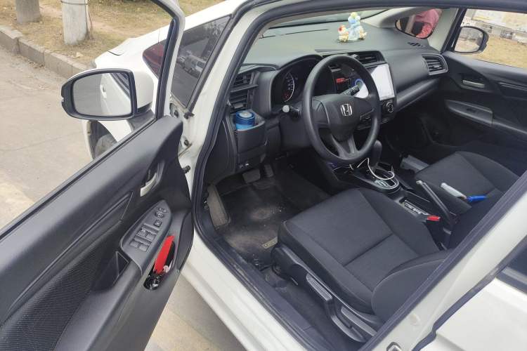 Used Honda Fit 2016 1.5L LXS CVT Comfort Sunroof Version