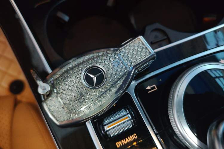 Used Mercedes-Benz C-Class 2015 C 200 L 4MATIC