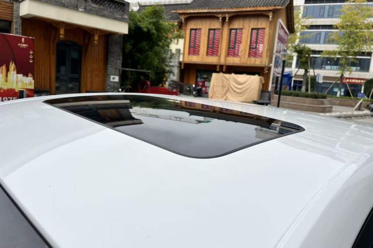 Used Chevrolet Monza 2019 Redline 320T Dual-Clutch Joyful Edition China VI Standard