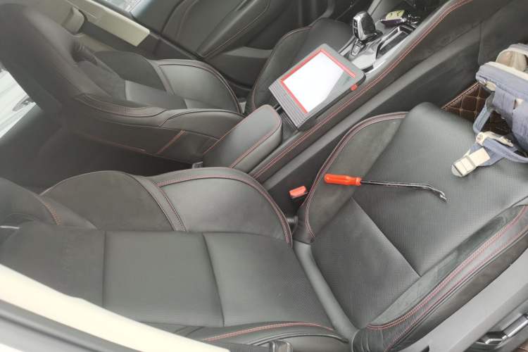 Used Lynk & Co 02 2018 1.5T DCT Two-Wheel Drive Pro Version China V Emission Standard
