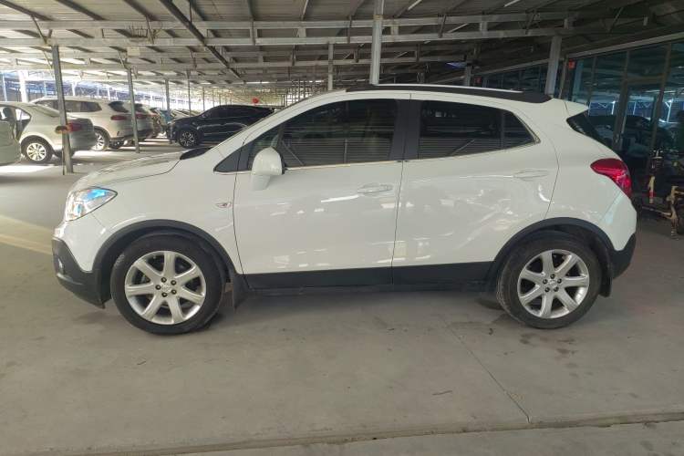 Used Buick Encore 2015 1.4T Automatic Two-Wheel Drive Urban Elite Version
