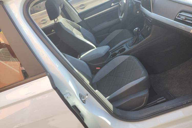 Used Volkswagen Lavida 2023 Revised 1.5L Automatic DeYi Edition
