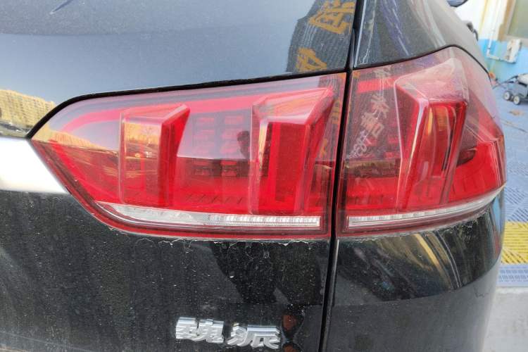 Used Wey VV5 2021 1.5T Two-Wheel Drive Smart Pioneer