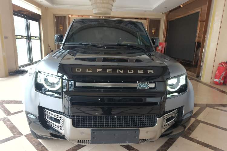 Used Land Rover Defender 2023 Facelift 110 3.0T P400 X
